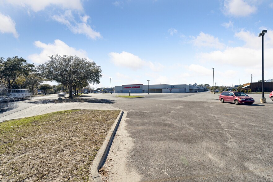 More Photos Of 8621 White Bluff Rd, Savannah Land For Sale