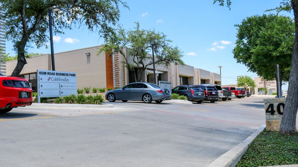More Photos Of 401 Isom Rd, San Antonio Unknown For Lease