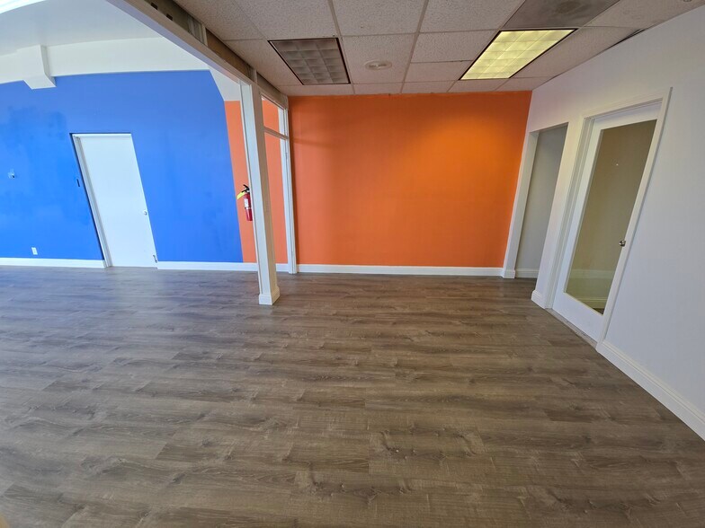 More Photos Of 1747-1749 Broadway St, Redwood City Office For Lease