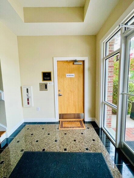 More Photos Of 5003 Southpark Dr, Durham Medical For Sale