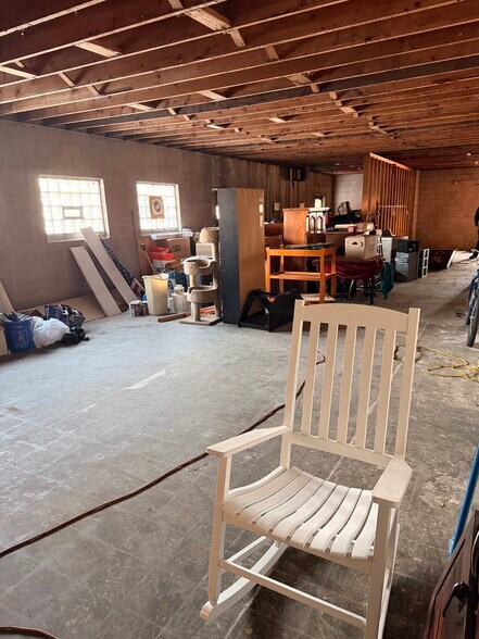 More Photos Of 3447 45th St, Highland Specialty For Sale