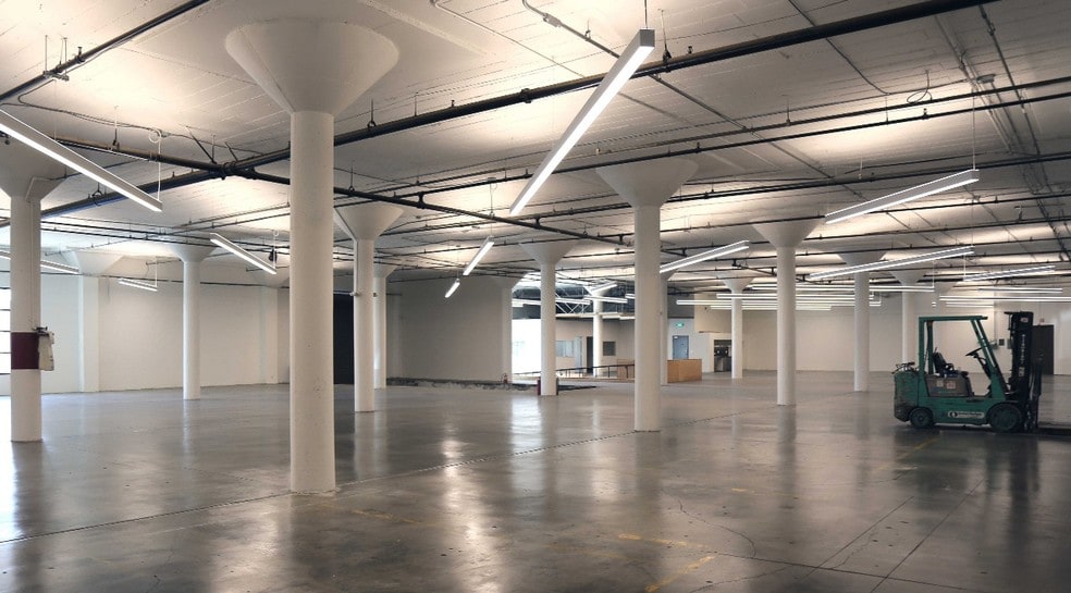 More Photos Of 2201 Poplar St, Oakland Manufacturing For Lease
