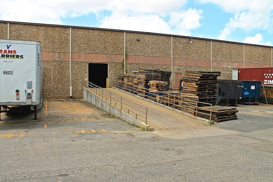 More Photos Of 6125 E Shelby Dr, Memphis Warehouse For Lease