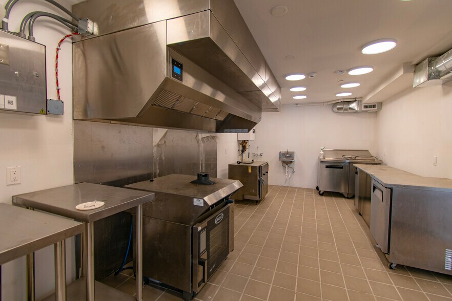 More Photos Of 103 Fremont St, Saint Michaels Storefront Retail Residential For Lease