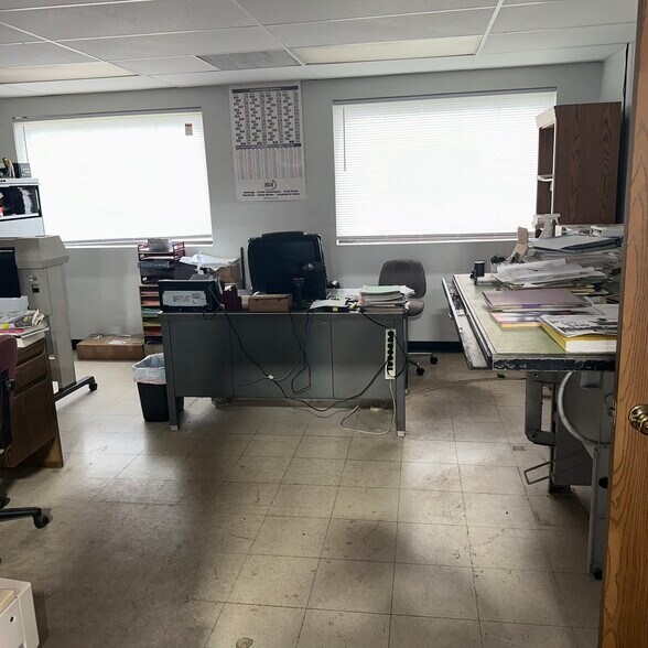 More Photos Of 2899 Industrial Park Dr, Austinburg Manufacturing For Sale