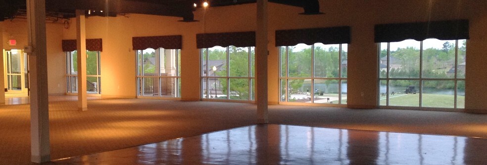 More Photos Of 300 Lester Mill Rd, Locust Grove Office For Lease