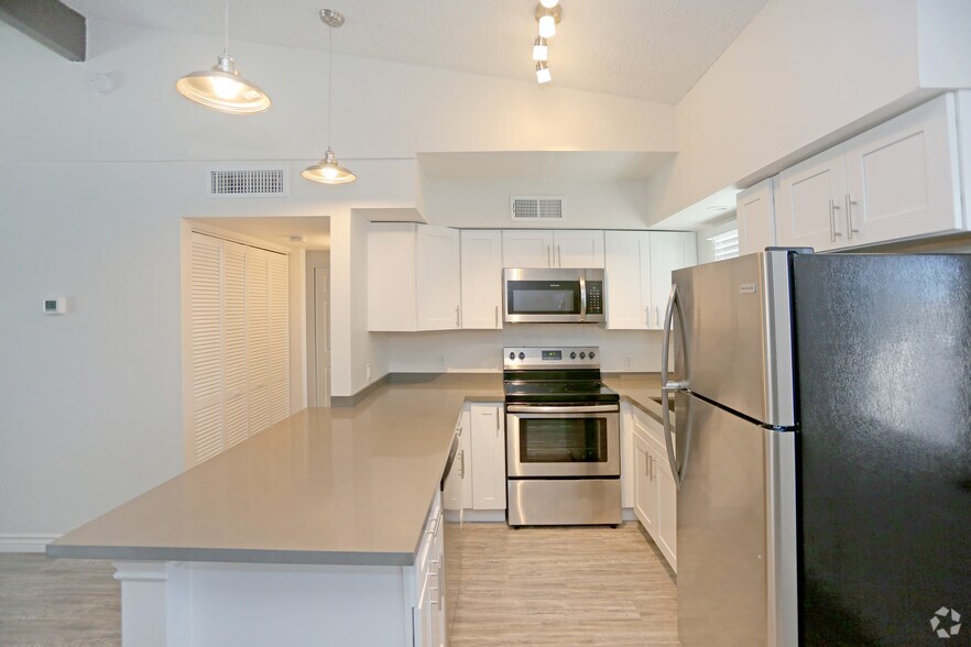 More Photos Of 3001 N 32nd St, Phoenix Apartments For Sale