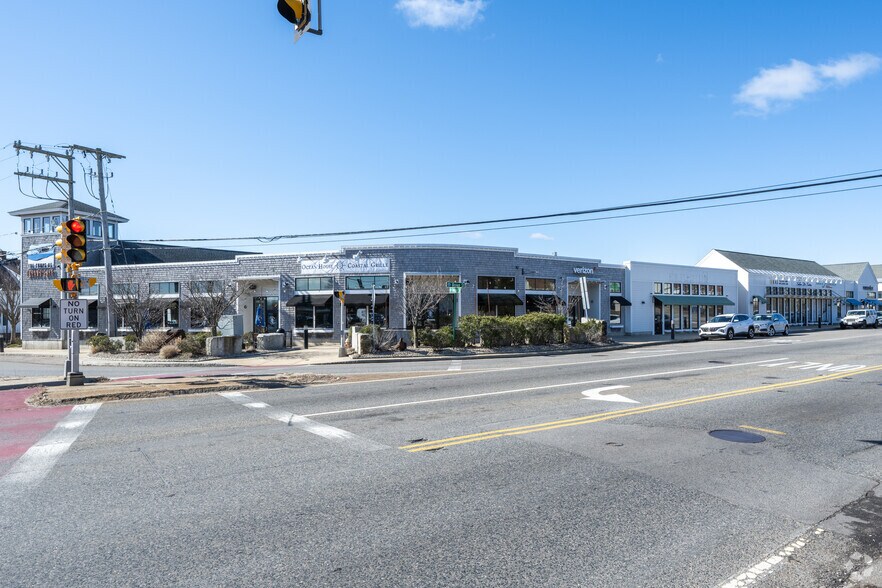Primary Photo Of 1899 Ocean St, Marshfield Freestanding For Lease