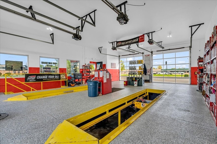 More Photos Of 1000 Shortcut Rd, Marine City Freestanding For Sale