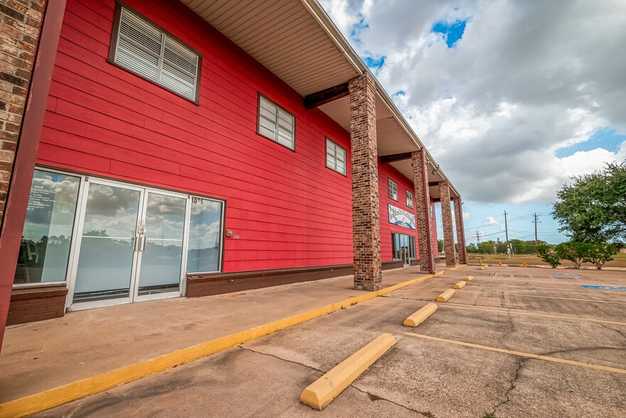 More Photos Of 1035 Fairmont Pky, Pasadena Religious Facility For Sale