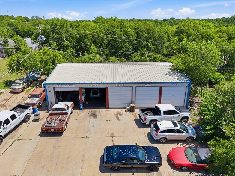 More Photos Of 5416 Jacksboro Hwy, Fort Worth Industrial For Sale