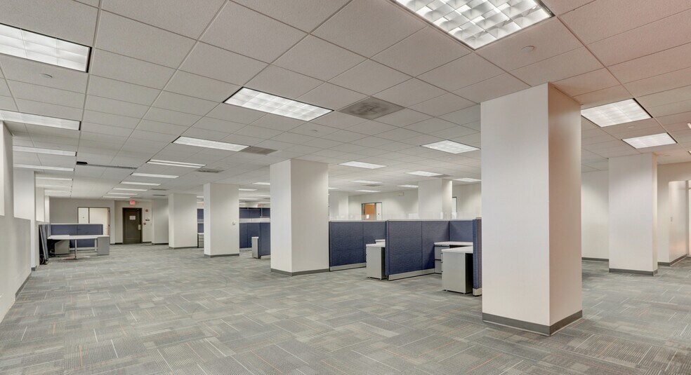 More Photos Of 1 W State St, Trenton Office For Lease