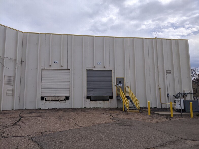 More Photos Of 1351 W Stanford Ave, Englewood Unknown For Lease