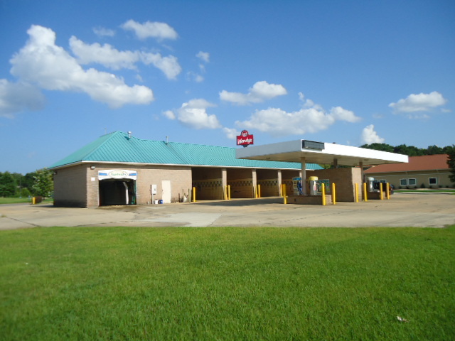 Primary Photo Of 414 Interchange Dr, Fulton Carwash For Sale