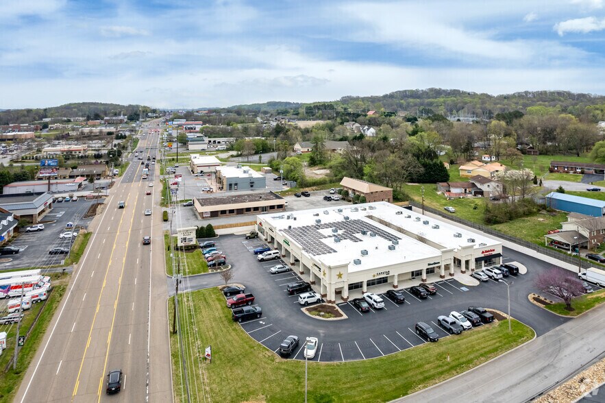 More Photos Of 10820 Kingston Pike, Knoxville Unknown For Lease