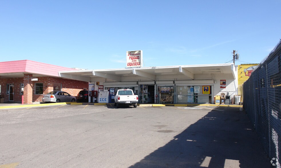 More Photos Of 9294 Mccombs St, El Paso Supermarket For Lease