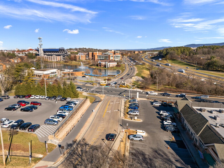 More Photos Of 1326 Hillside Ave, Harrisonburg Freestanding For Lease