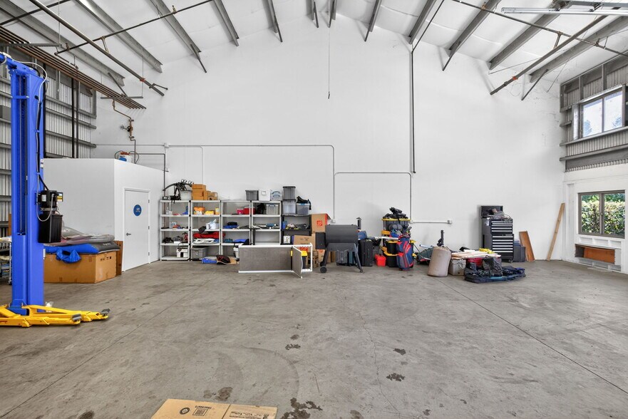More Photos Of 1229 Grove St, Healdsburg Warehouse For Sale