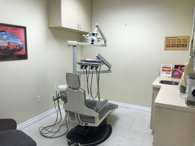 More Photos Of 1183 E Foothill Blvd, Upland Medical For Sale