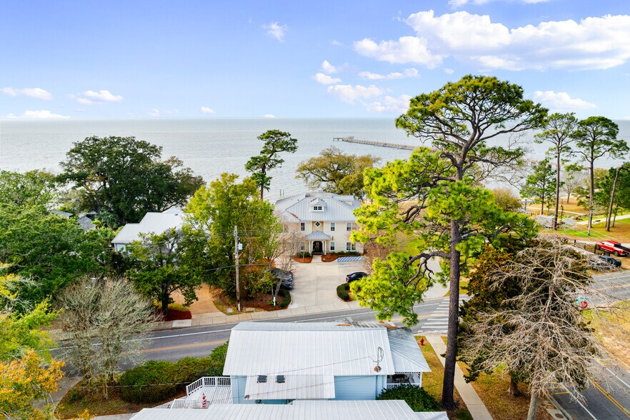 More Photos Of 202 S Mobile St, Fairhope Hospitality For Sale