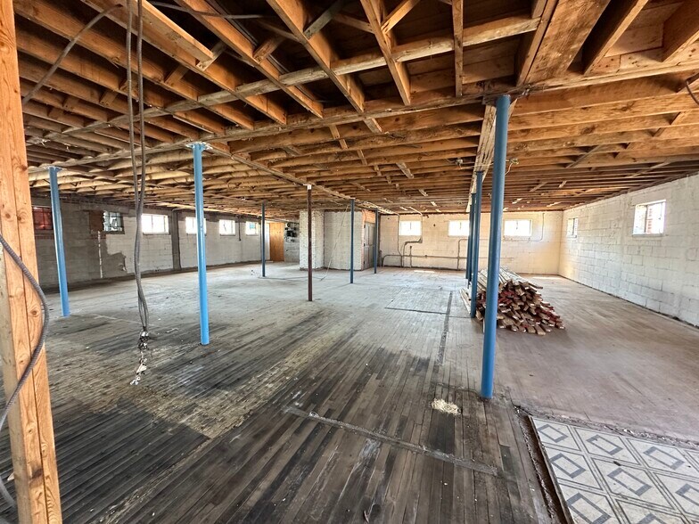 More Photos Of 511 W Franklin Blvd, Gastonia Storefront Retail Office For Sale