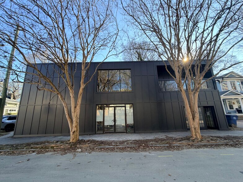 More Photos Of 105 SE Ormond St, Atlanta Storefront For Lease