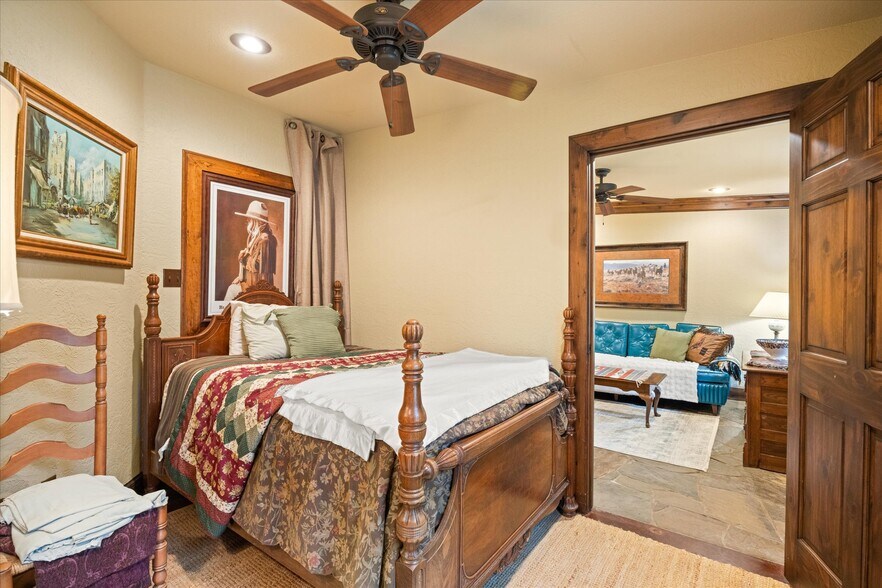 More Photos Of 1904 Floyd Rd, Weatherford Specialty For Sale