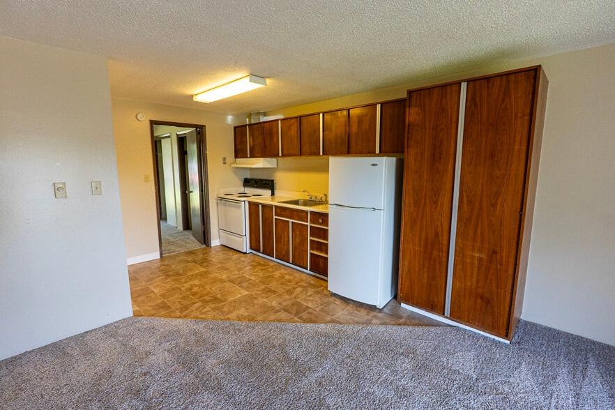 More Photos Of 11212 Bridgeport Way SW, Lakewood Apartments For Sale