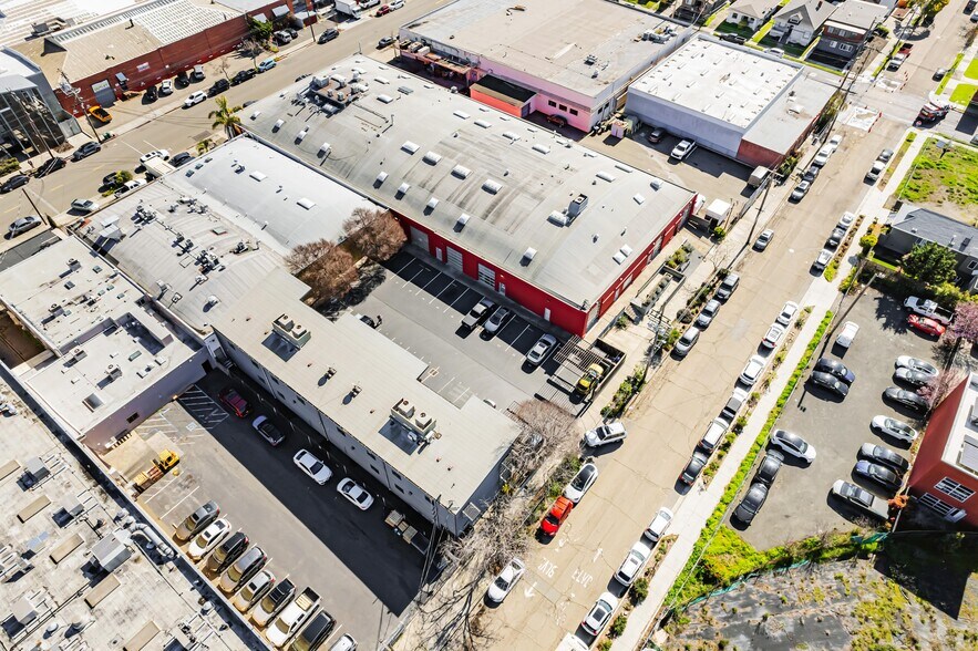 More Photos Of 1320 #1 9th St, Berkeley Industrial For Sale
