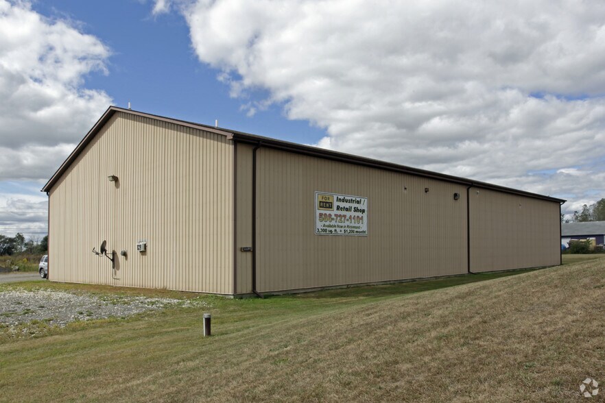 More Photos Of 66605 S Forest Ave, Lenox Township Warehouse For Lease