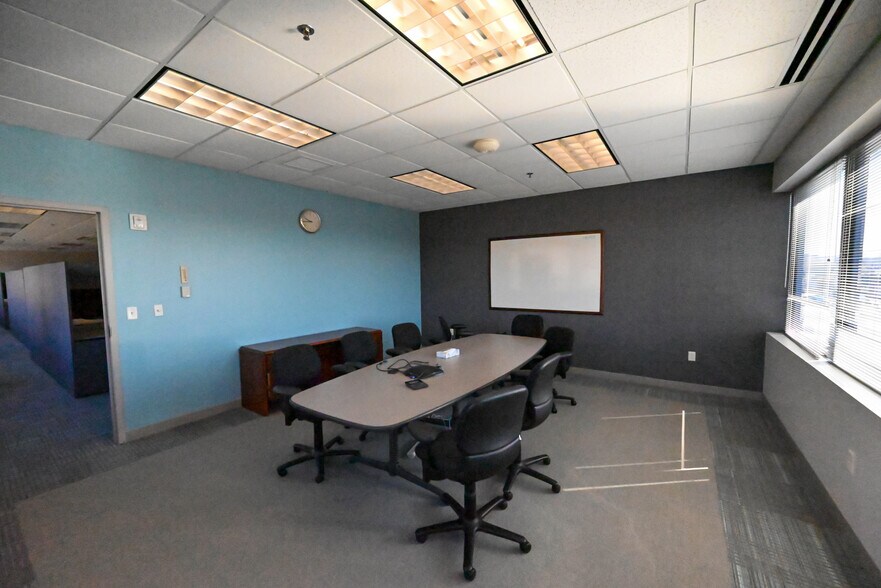 More Photos Of 380 Russell St, Hadley Medical For Lease