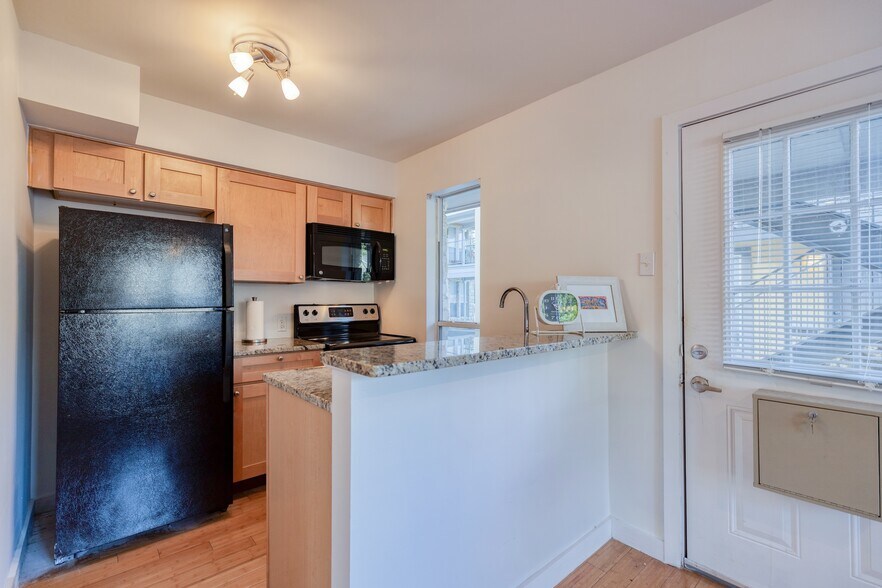 More Photos Of 2526 Durwood St, Austin Apartments For Sale