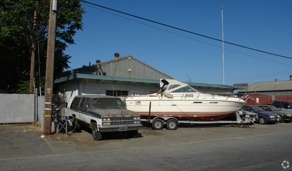 More Photos Of 1761 Smith Ave, San Jose Warehouse For Lease