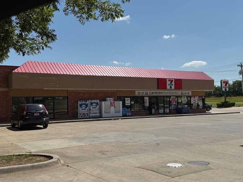 Primary Photo Of 1636 SW 134th St, Oklahoma City Storefront For Lease