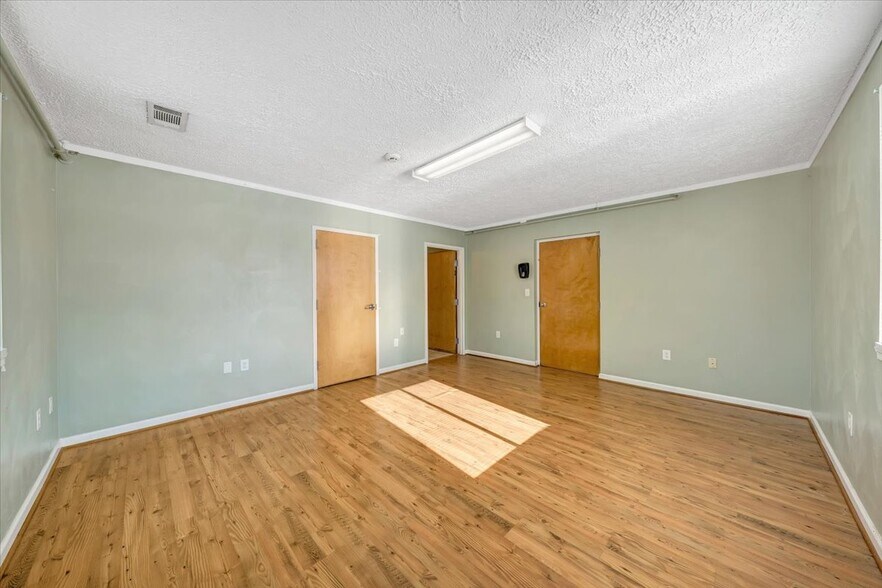 More Photos Of 10535 Lee Hwy, Fincastle Assisted Living For Sale