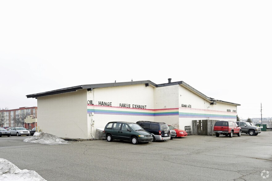 More Photos Of 3300 28th St SE, Grand Rapids General Retail For Sale