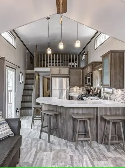 More Photos Of N1075 Eastside Rd, Birchwood Trailer Camper Park For Sale