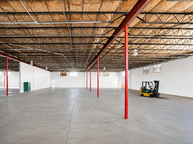 More Photos Of 455 E 10th Ave, Hialeah Warehouse For Sale