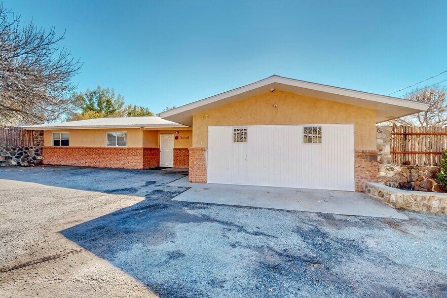 More Photos Of 2116 N Riverside Dr, Espanola Manufactured Housing Mobile Home Park For Sale