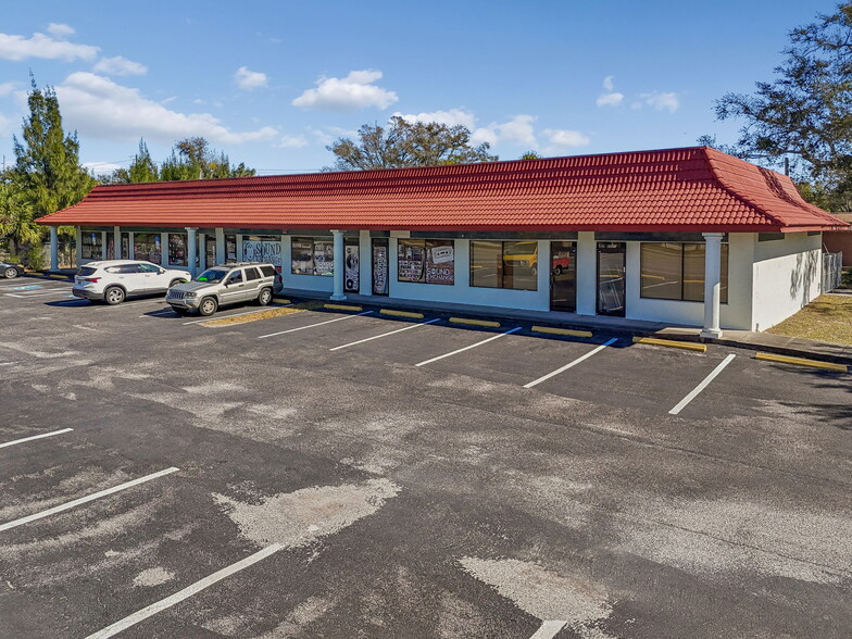 More Photos Of 8625 66th St N, Pinellas Park Storefront Retail Office For Sale