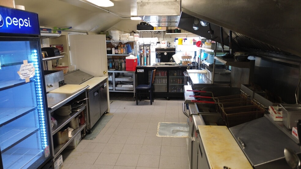 More Photos Of 38869 Morris Point Rd, Abell Restaurant For Sale