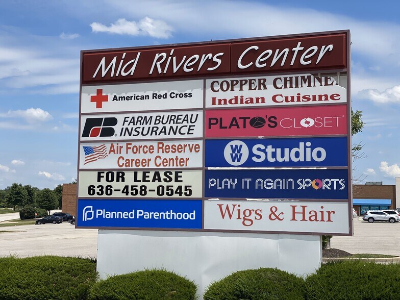More Photos Of 200-288 Mid Rivers Ctr, Saint Peters General Retail For Lease