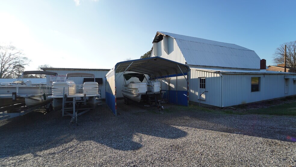More Photos Of 477 Lytton St, Troutman Manufacturing For Sale