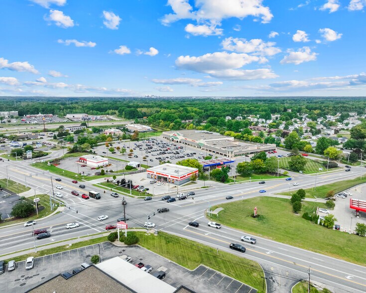 More Photos Of 5231-5255 Detroit Rd, Sheffield Village General Retail For Lease