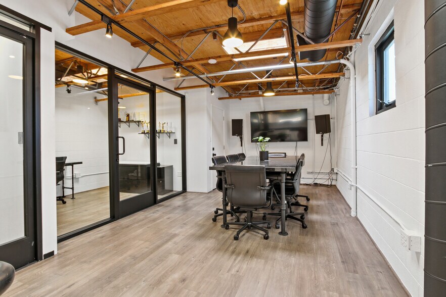 More Photos Of 1638 Colorado Blvd, Los Angeles Loft Creative Space For Sale