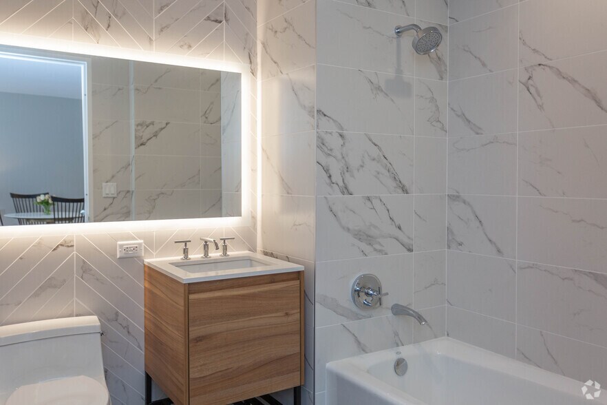 More Photos Of 199 2nd St, Mineola Apartments For Lease