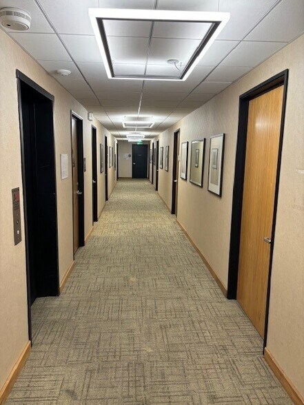 More Photos Of 18740 Ventura Blvd, Tarzana Medical For Lease