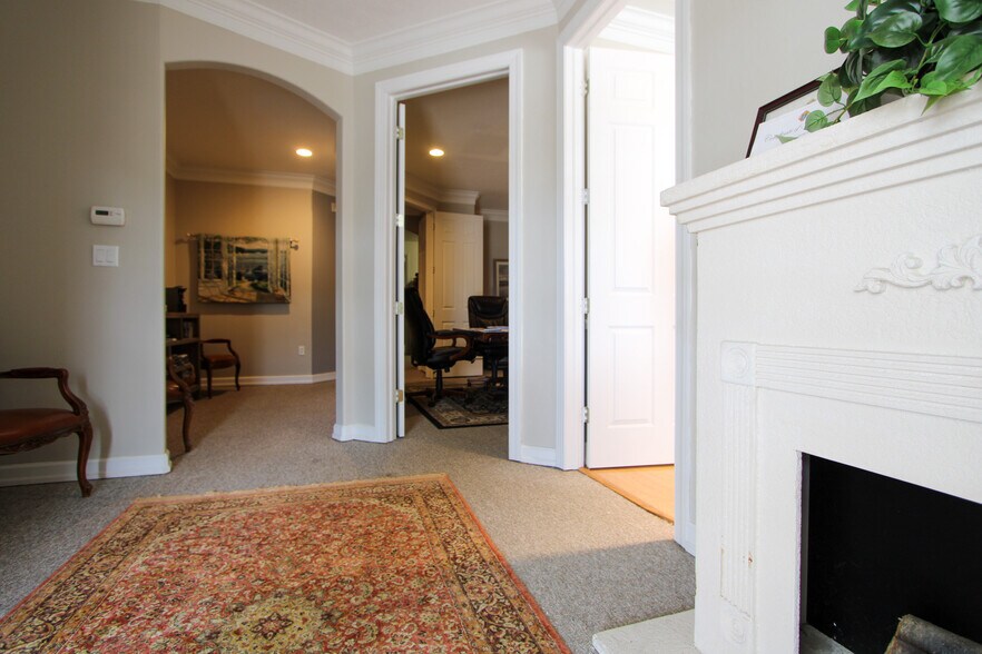 More Photos Of 989 Sebastian Blvd, Sebastian Medical For Sale