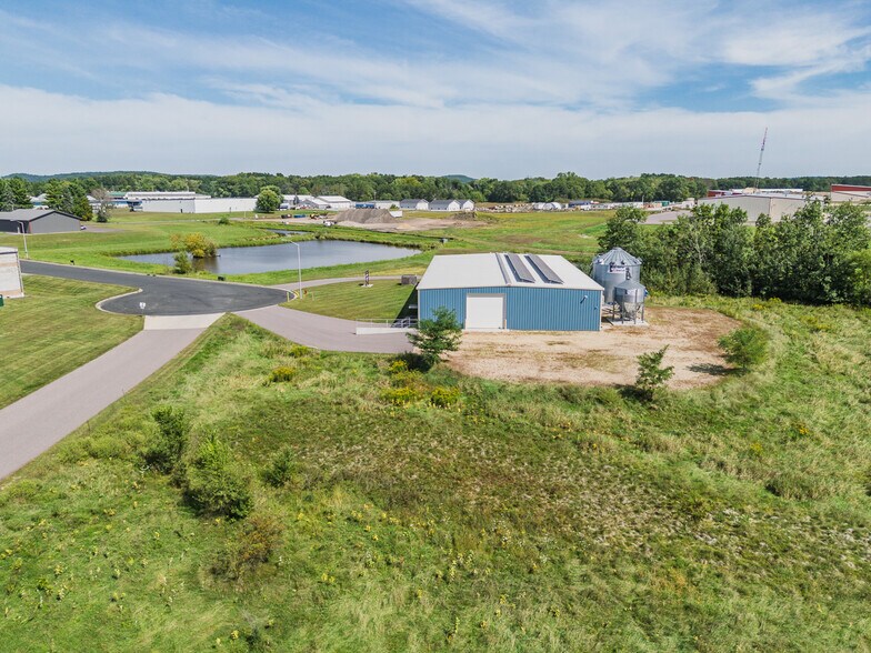 More Photos Of 605 Greenway Ct, Reedsburg Industrial For Sale