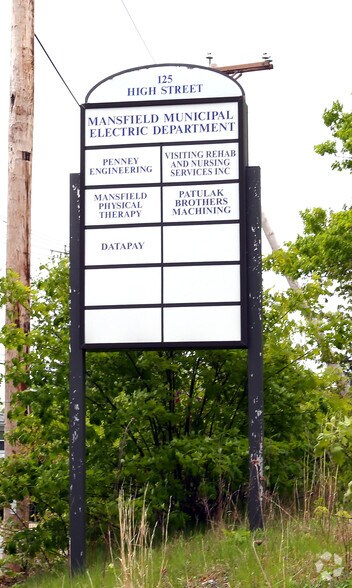 More Photos Of 125 High St, Mansfield Light Distribution For Lease
